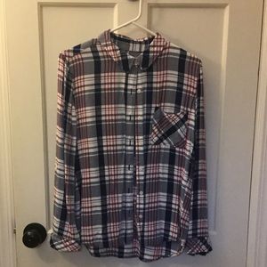 Women’s Plaid long sleeved Flannel blouse